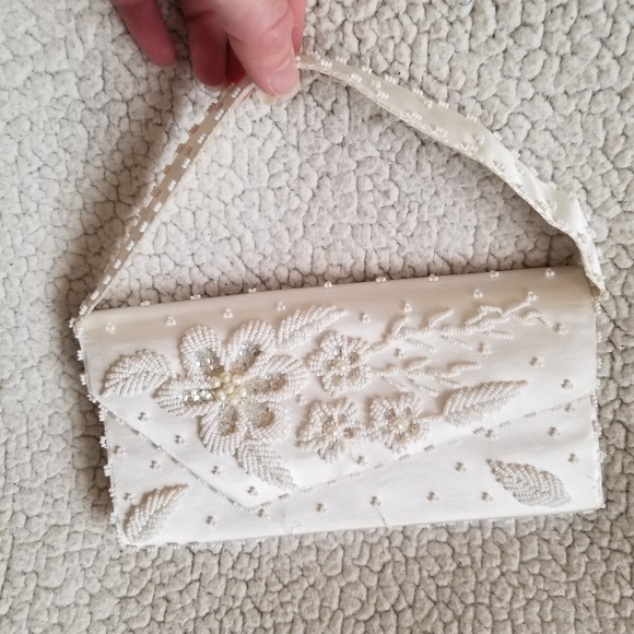 Beautiful Girls' Ivory Beaded Clutch Purse - Picture 1 of 7